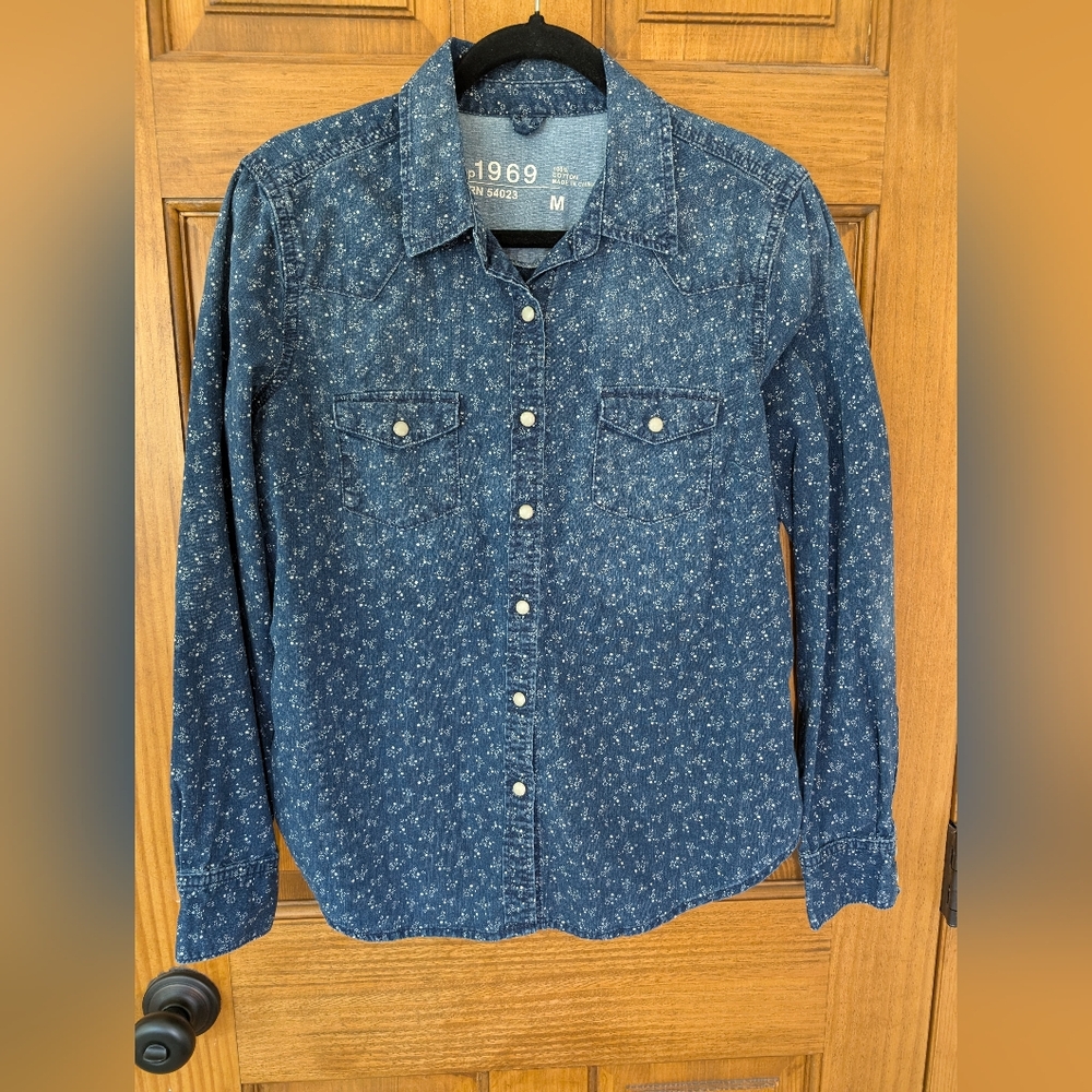 Gap 1969 Blue Denim Western Snap Shirt